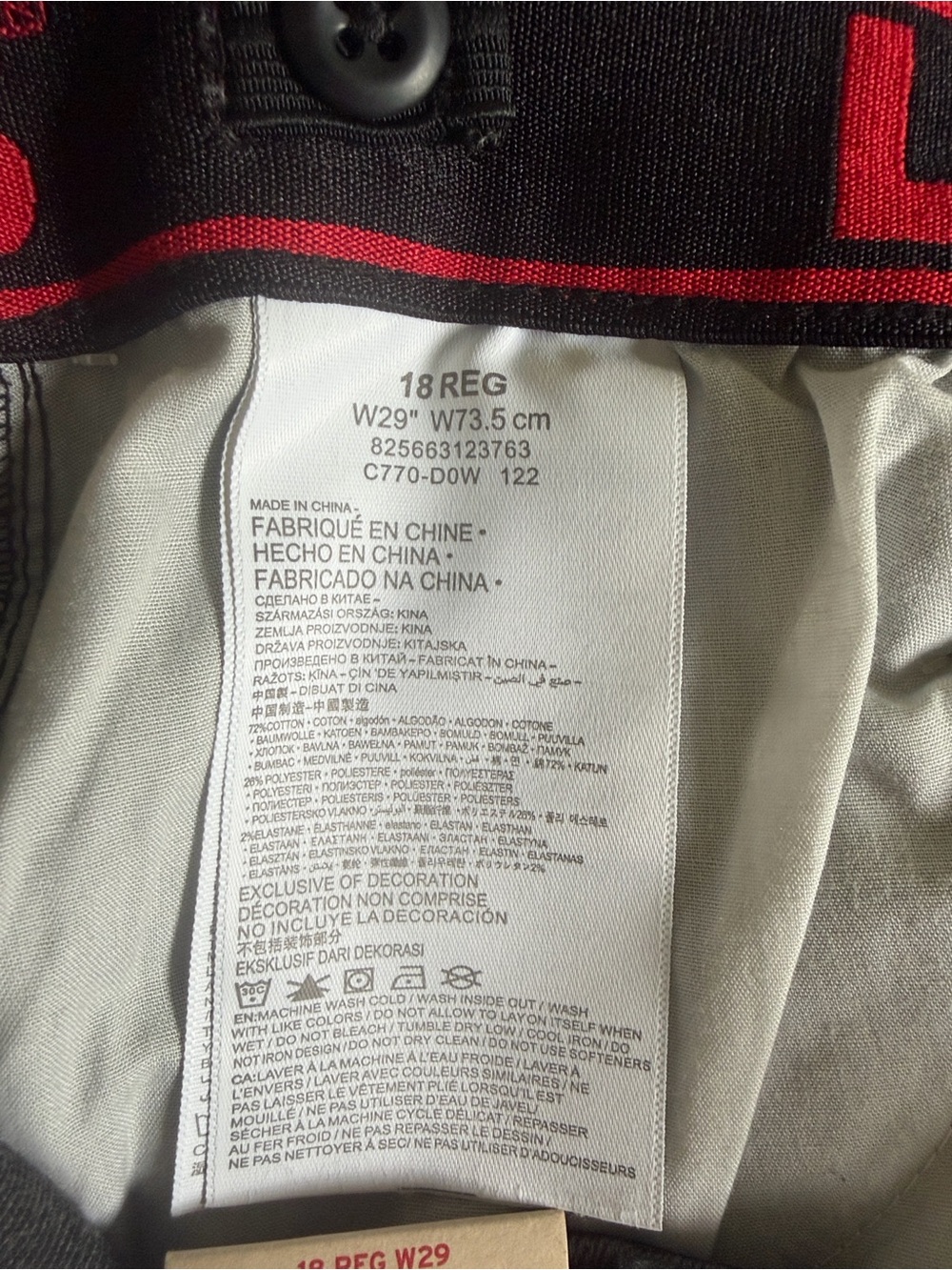 Boys Levi’s Performance Slim Short - 18 Reg 29W - Picture 8 of 10